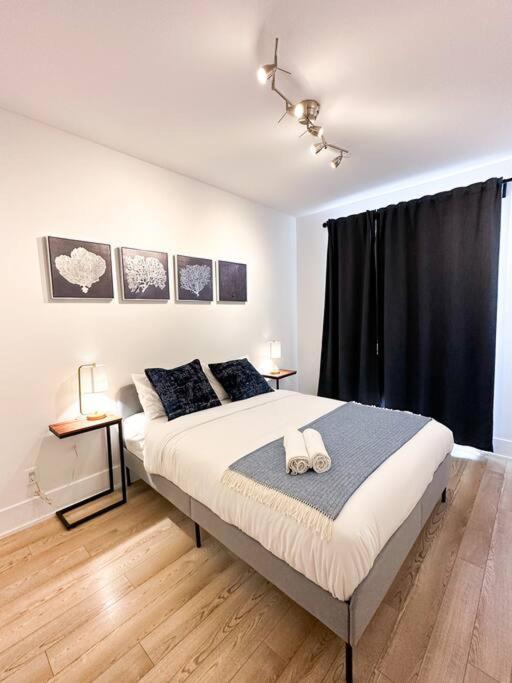 Elegant Suites - City Views, Lake View, Free Parking Τορόντο Εξωτερικό φωτογραφία